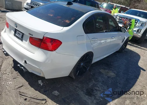 2015 BMW M3 z USA, uszkodzony, nr VIN WBS3C9C54FP803077